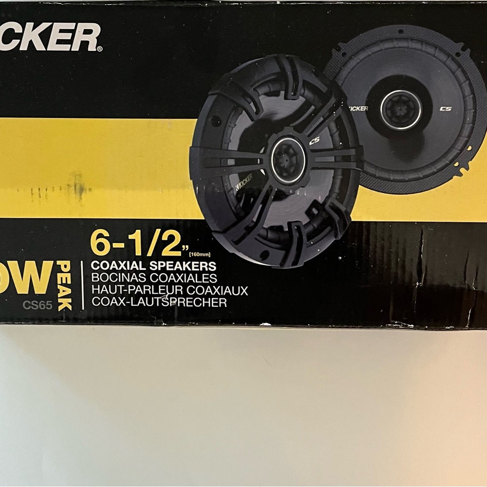 Kickers Black and Yellow Car Stereo Speakers